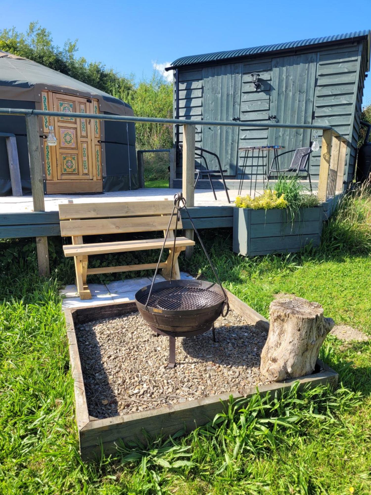 Go Eco Glamping Hotel Lampeter Exterior foto